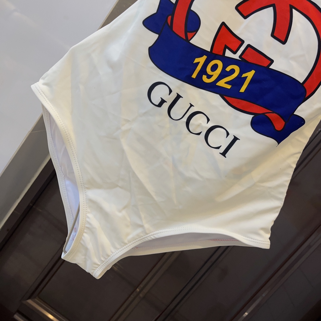 [TOP] GUCC! One-Piece Swimsuit - Gucci