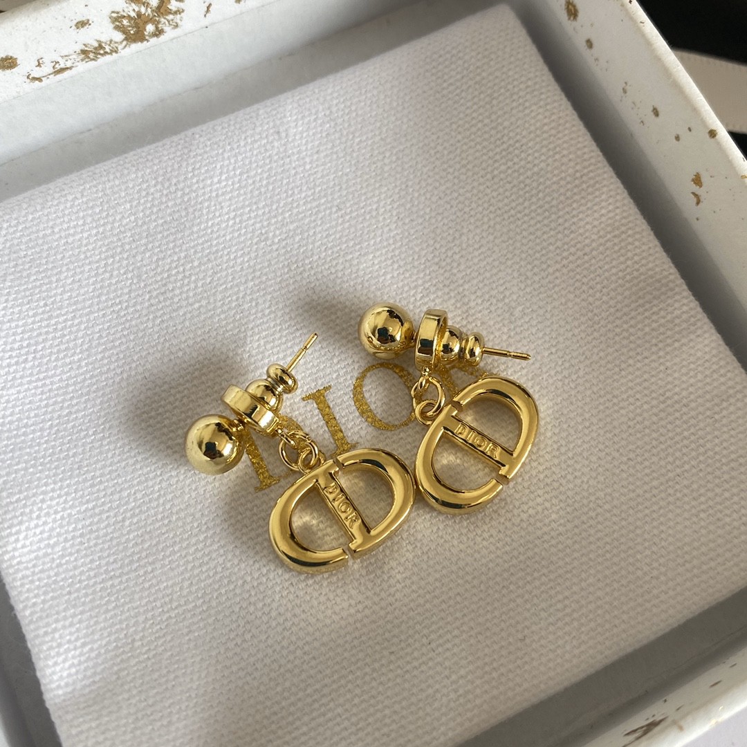 [TOP] D!or Glossy Letter Earrings - Gold - Christian Dior