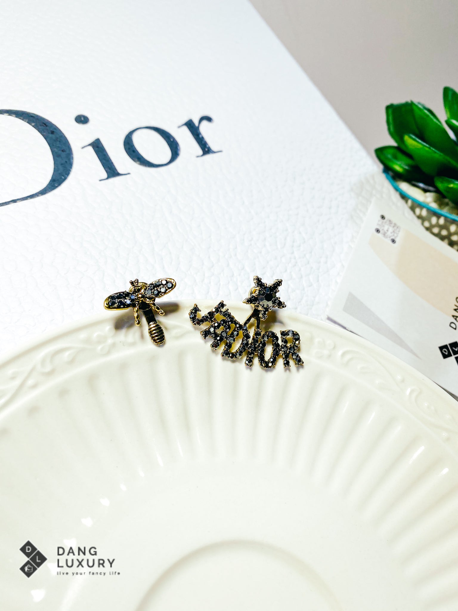 [TOP] D!or Christian Dior Antique Bee Earrings - Christian Dior