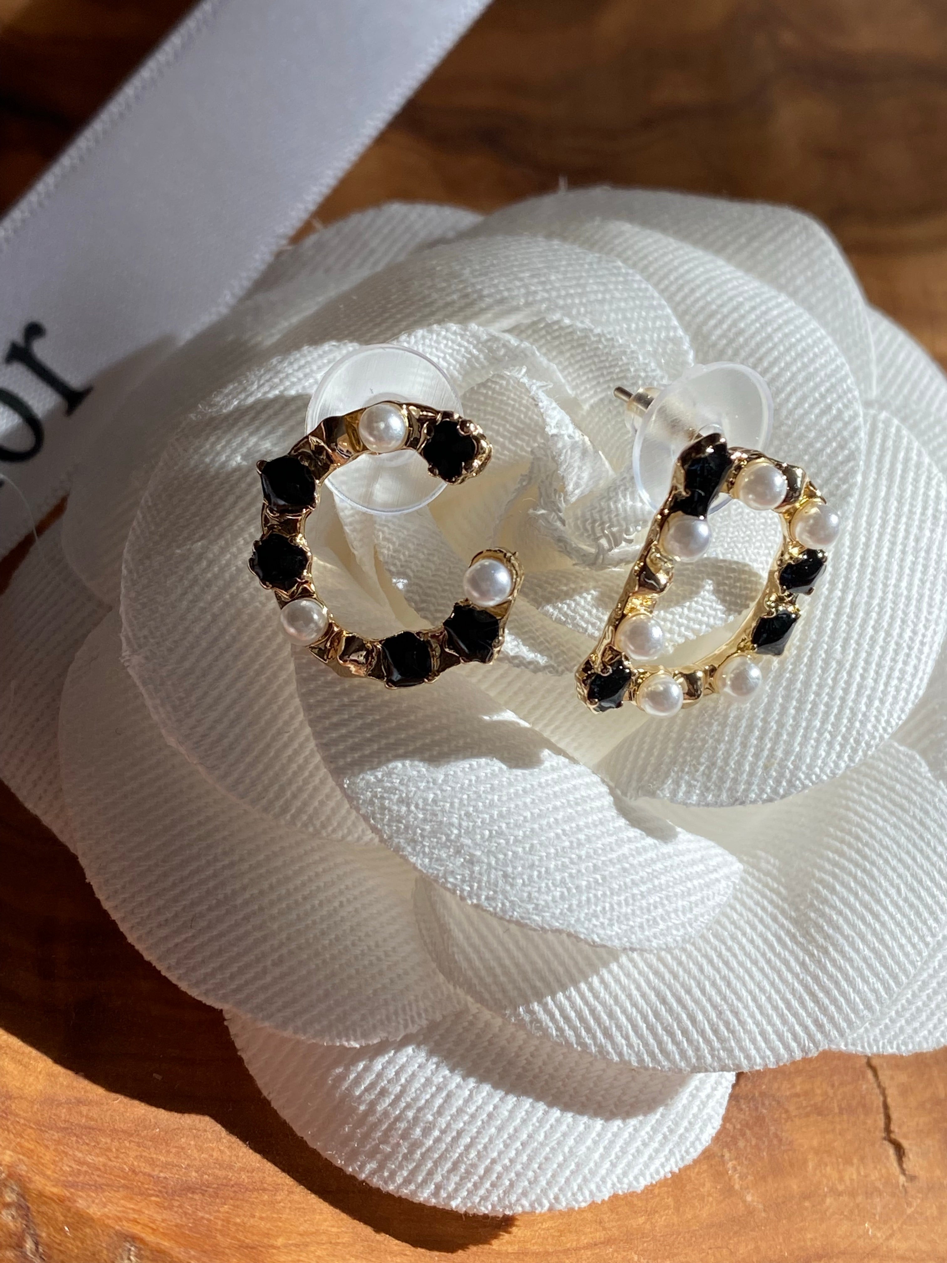 [Top] D!or Stud Black and Pearl Earrings - Christian Dior