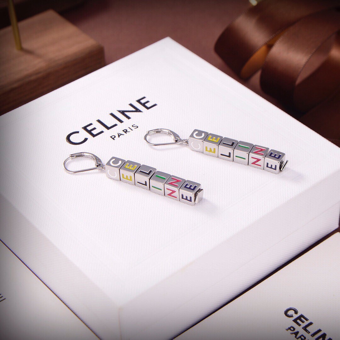 [TOP] CLINE Letter Earrings - 2 Colors - CELINE