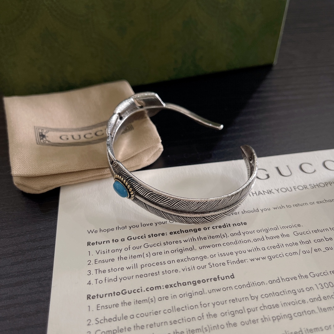 [TOP] GUCC! Feather Cuff Bracelet - Gucci