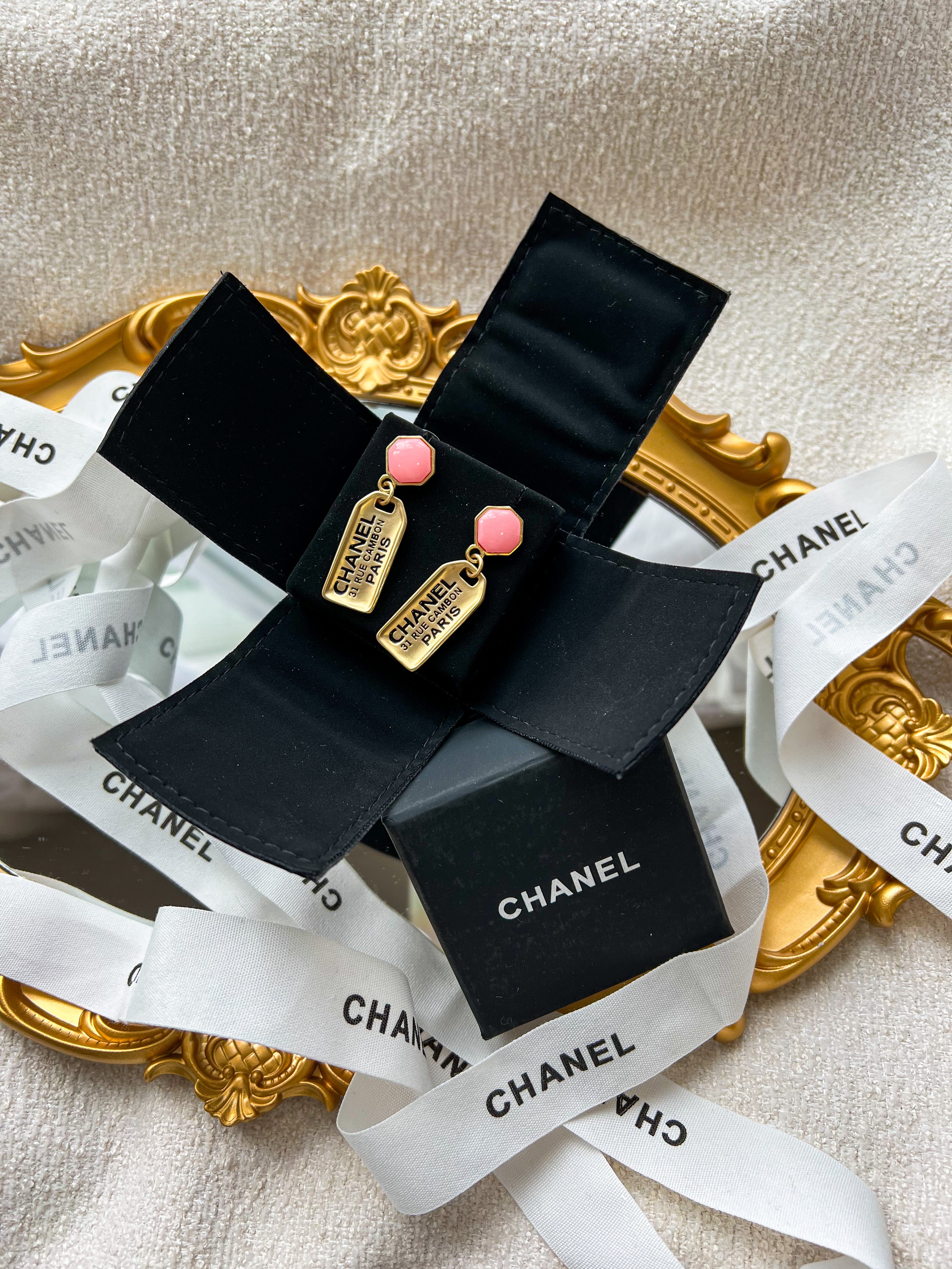 [TOP] CH@NEL Rue De Cambon Dangle Earrings - Pink Gold - Chanel