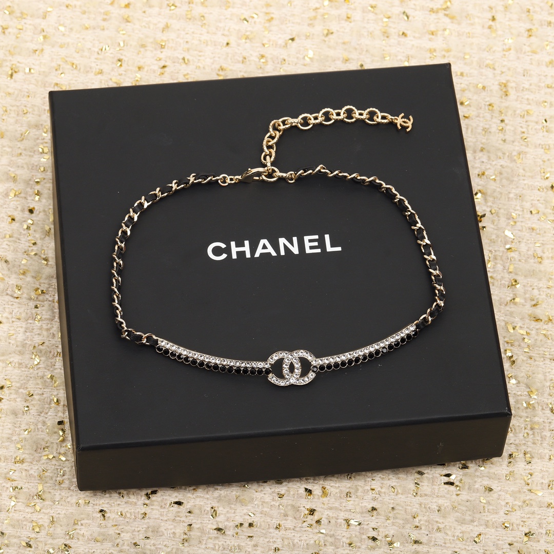[Top] CH@NEL Logo Lambskin Black and White Diamond Choker - Chanel