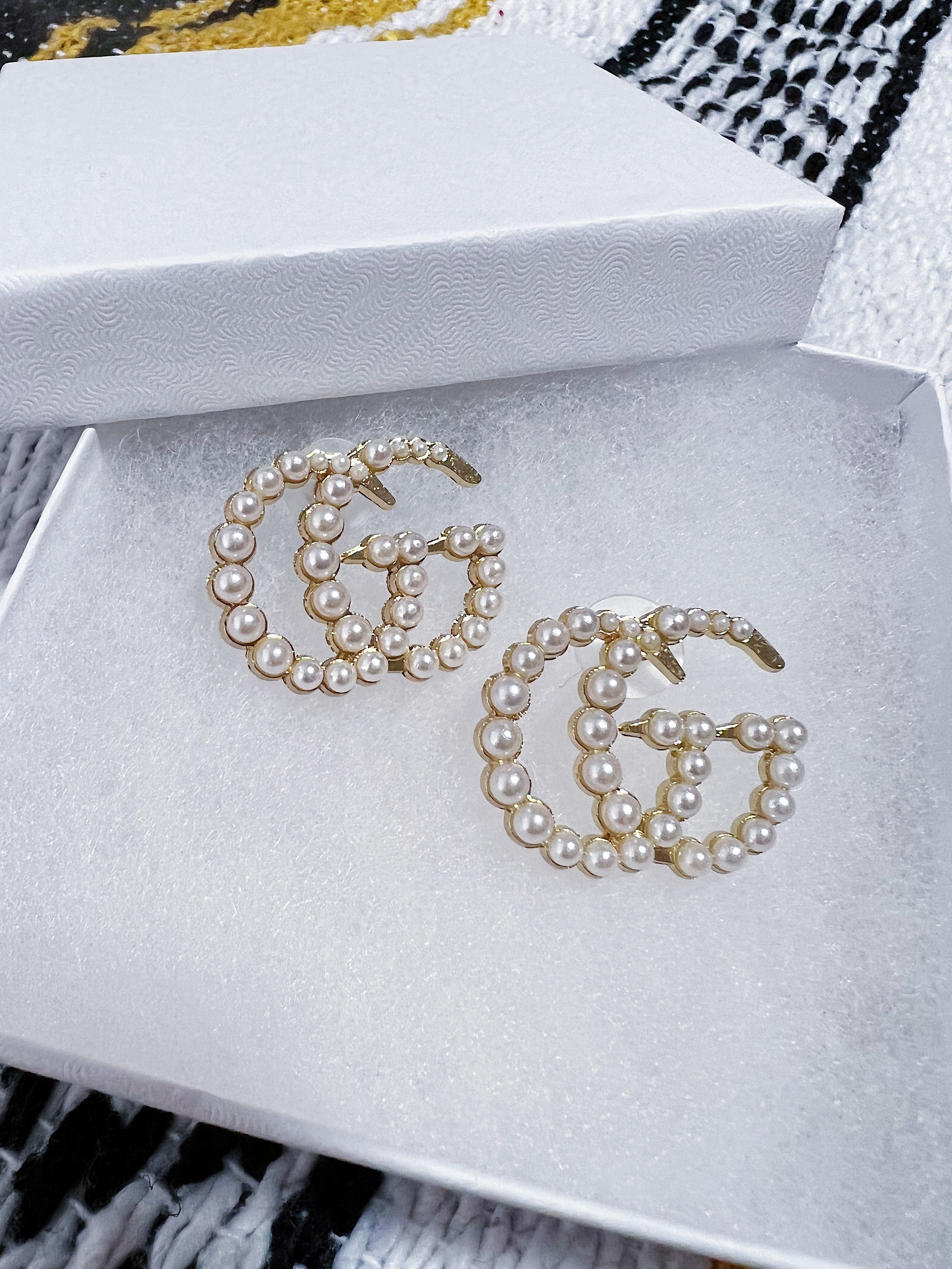 [TOP] GUCC! Stud Pearl Earrings - Gucci