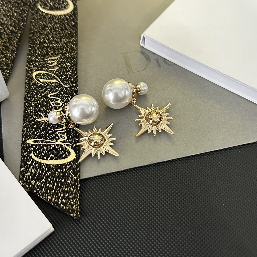 [TOP] D!or Metal Sun Shape Pearl Stud Earrings Christian Dior