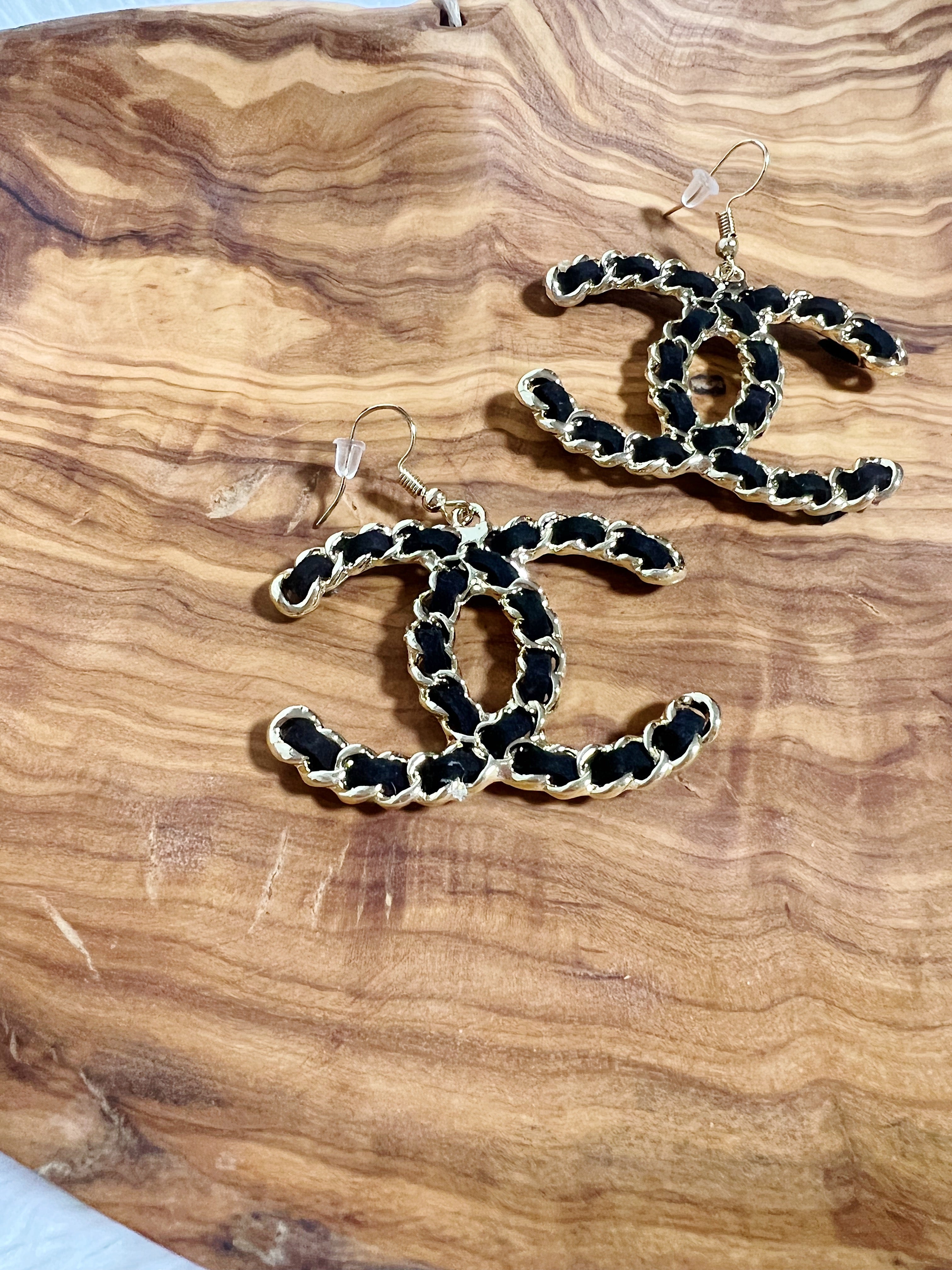 [TOP] CH@NELBig Dangle Earrings - Black - Chanel