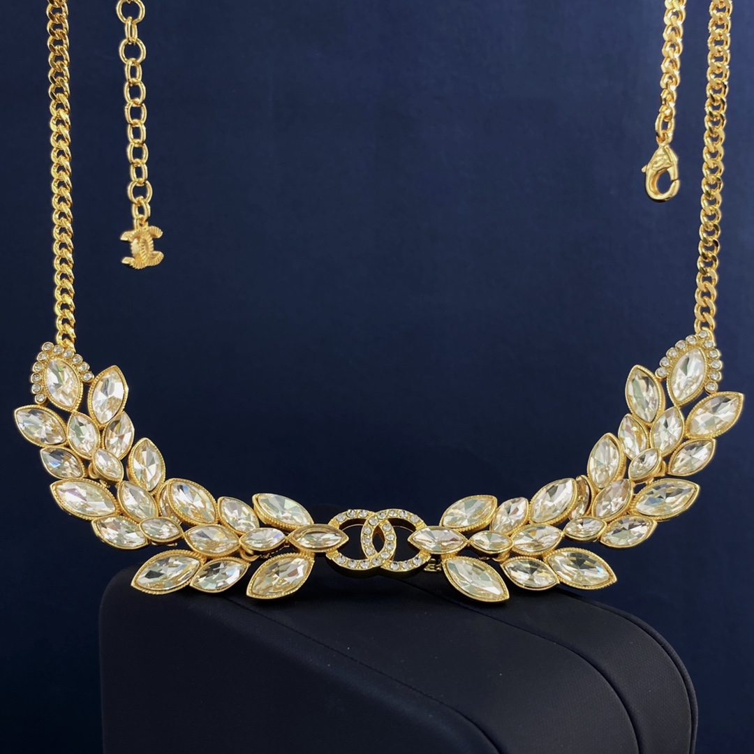[TOP] CH@NEL Double C Wheat Ear White Diamond Tassel Necklace - Gold - Chanel