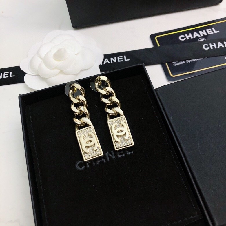 [TOP] CH@NEL Chain Square Stud Earrings Chanel
