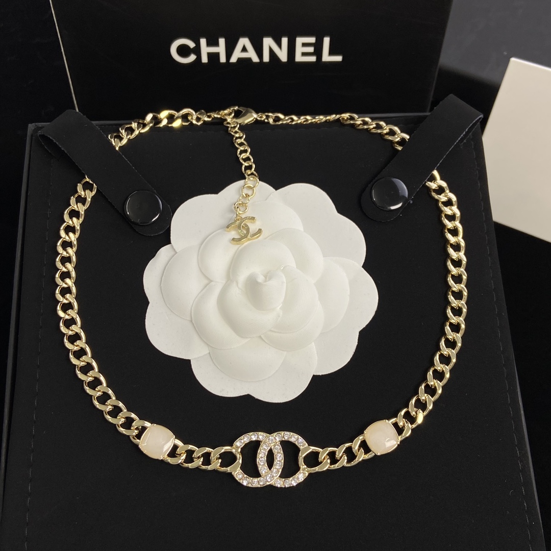 [TOP] CH@NEL Turnlock Necklace - Chanel