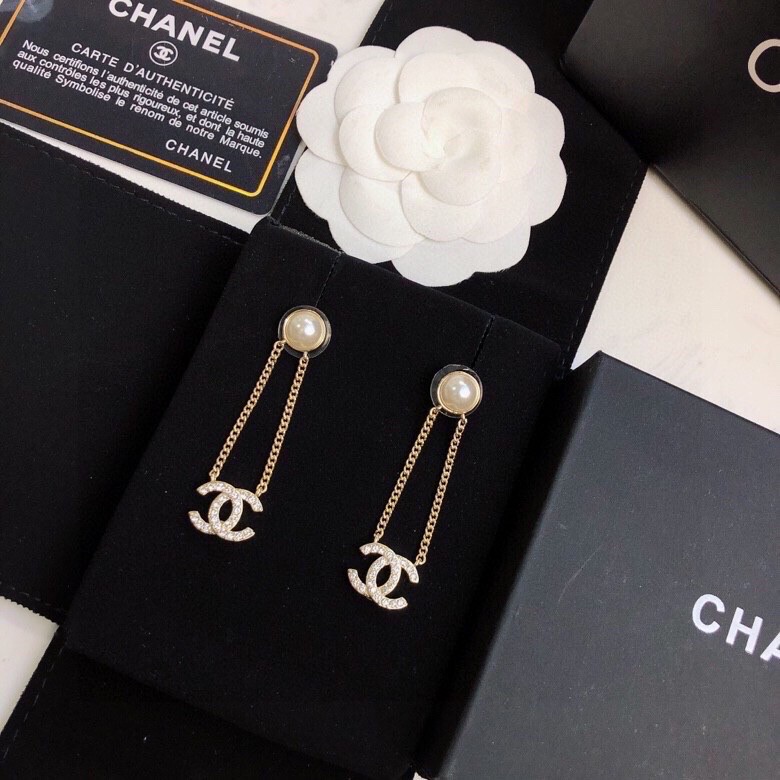 [TOP] CH@NEL Double C Pearl Chain Stud Earrings Chanel