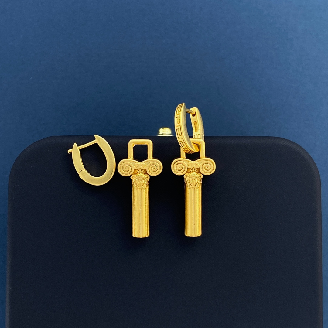 [TOP] Vrsace Medusa Human Face pendant Earrings