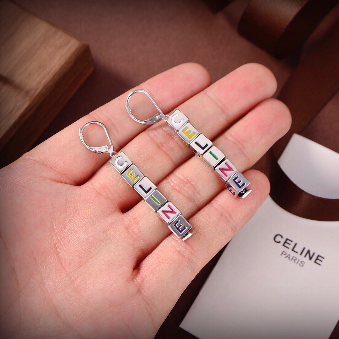 [TOP] CLINE Letter Earrings - 2 Colors - CELINE