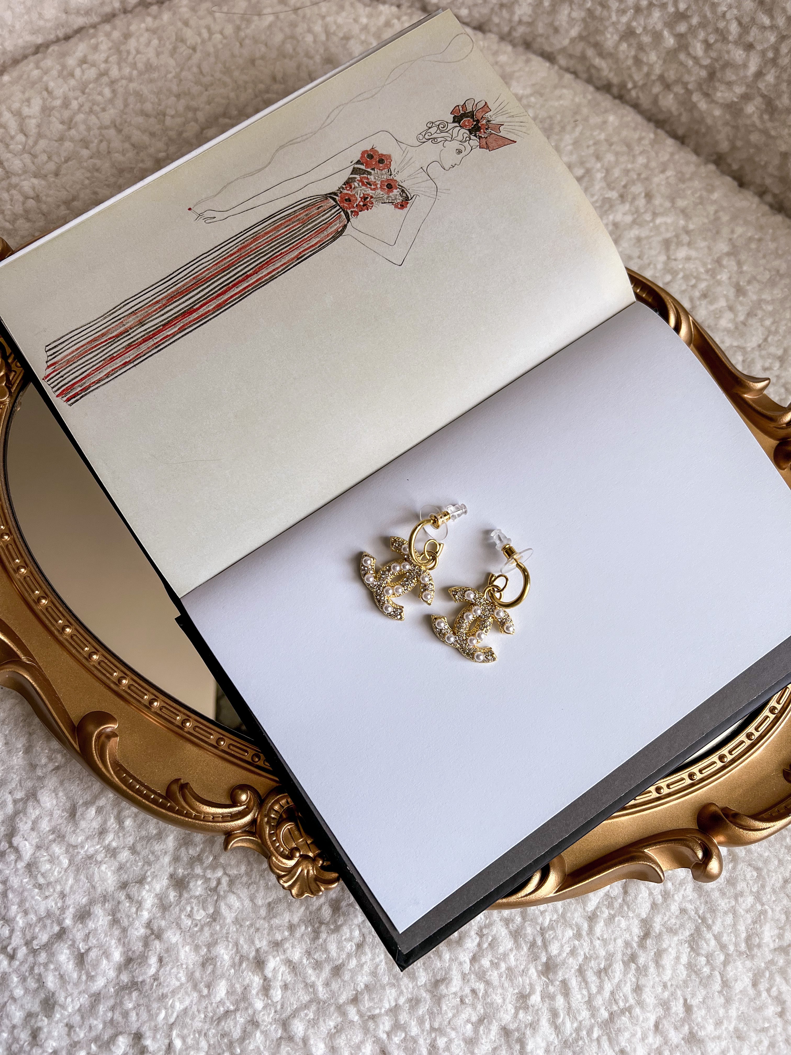 [TOP] CH@NEL Drop Dangle Earrings w Pearls - Chanel