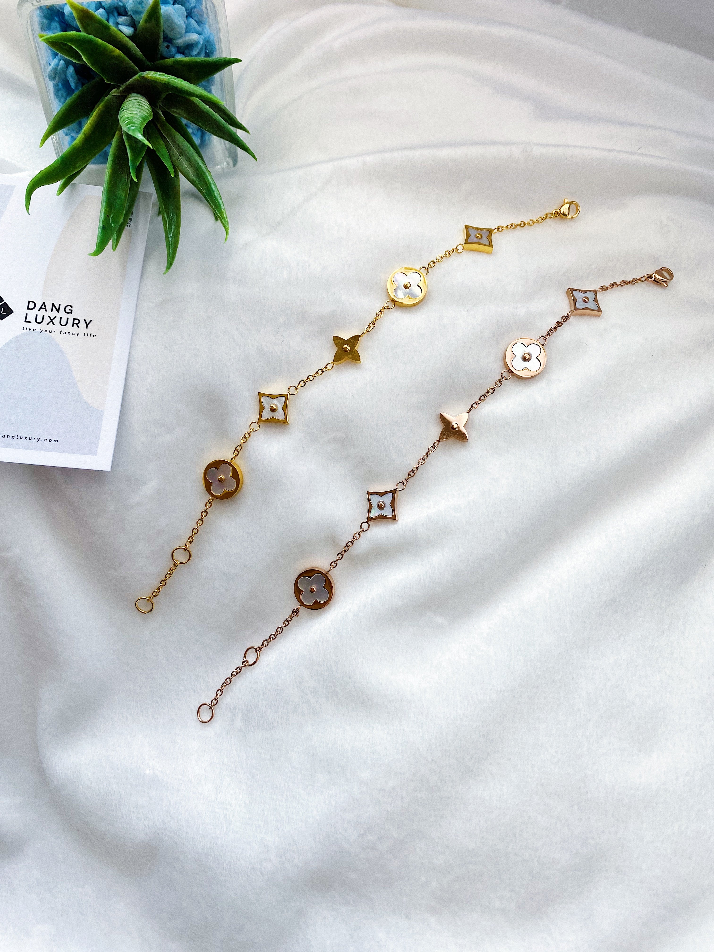 [TOP] L&V Flower Blossom Bracelet - LV Louis Vuitton