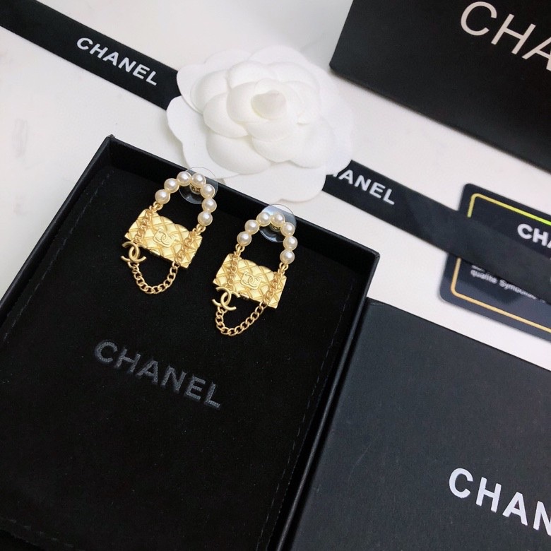 [TOP] CH@NEL Double C Pearl Bag Stud Earrings Chanel