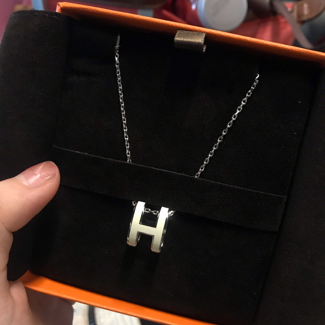 [TOP] HRMES Mini H Logo Necklace - White - Hermes