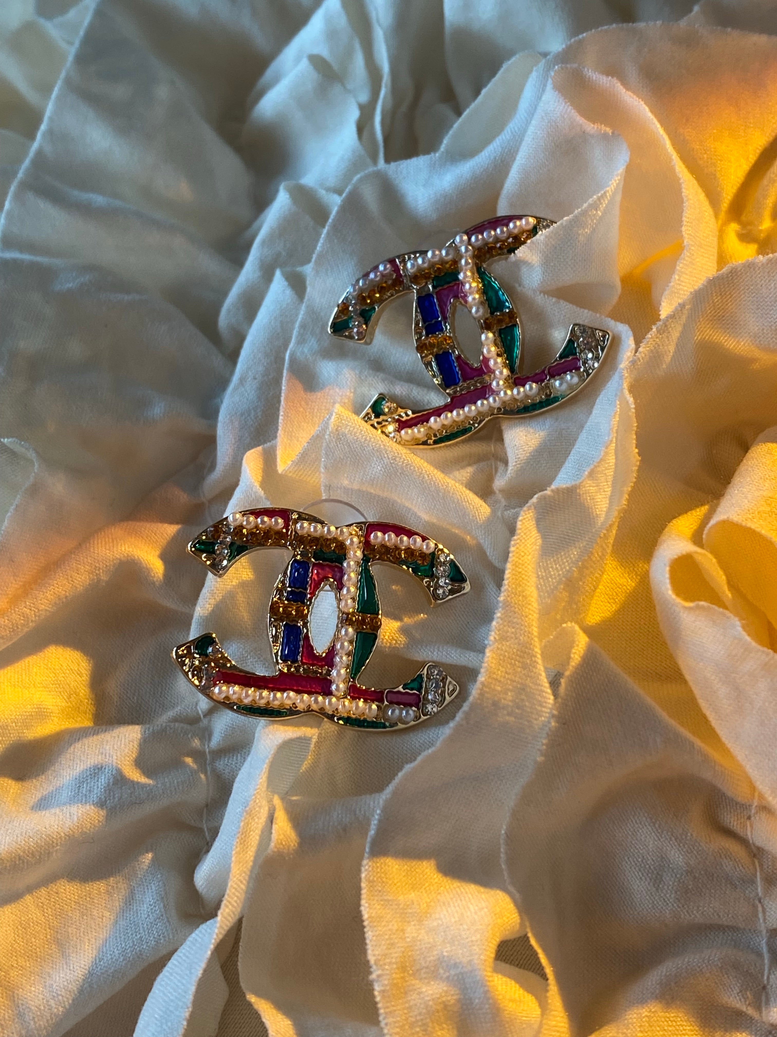 [TOP] CH@NEL Stud Earrings - Chanel