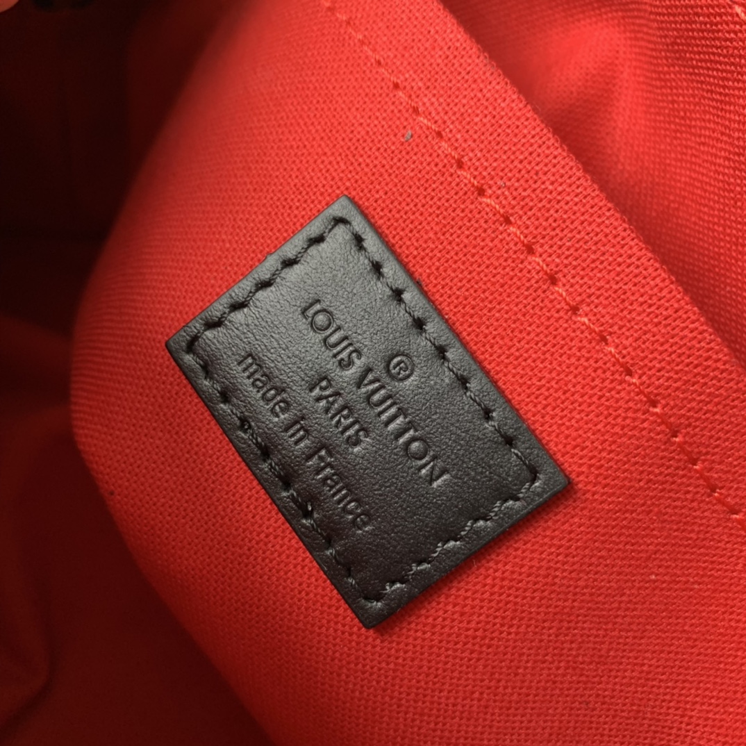 LV OnTheGo East West