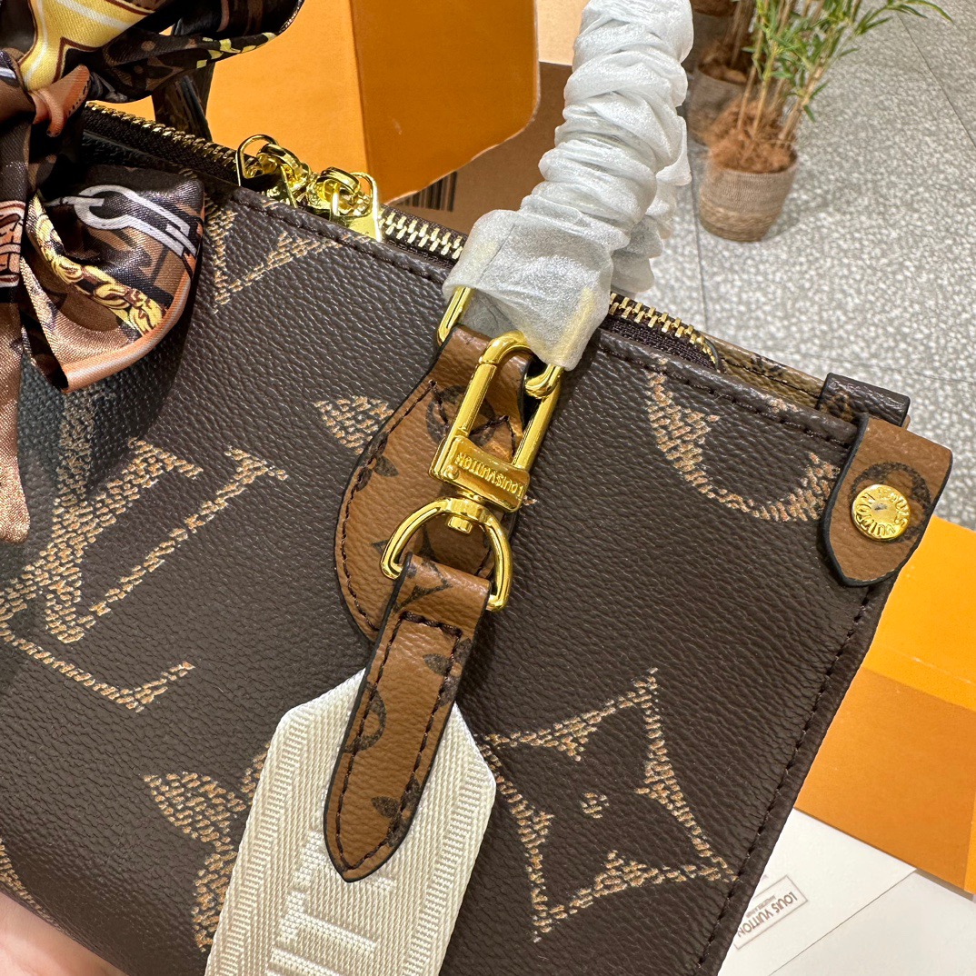 LV OnTheGo East West