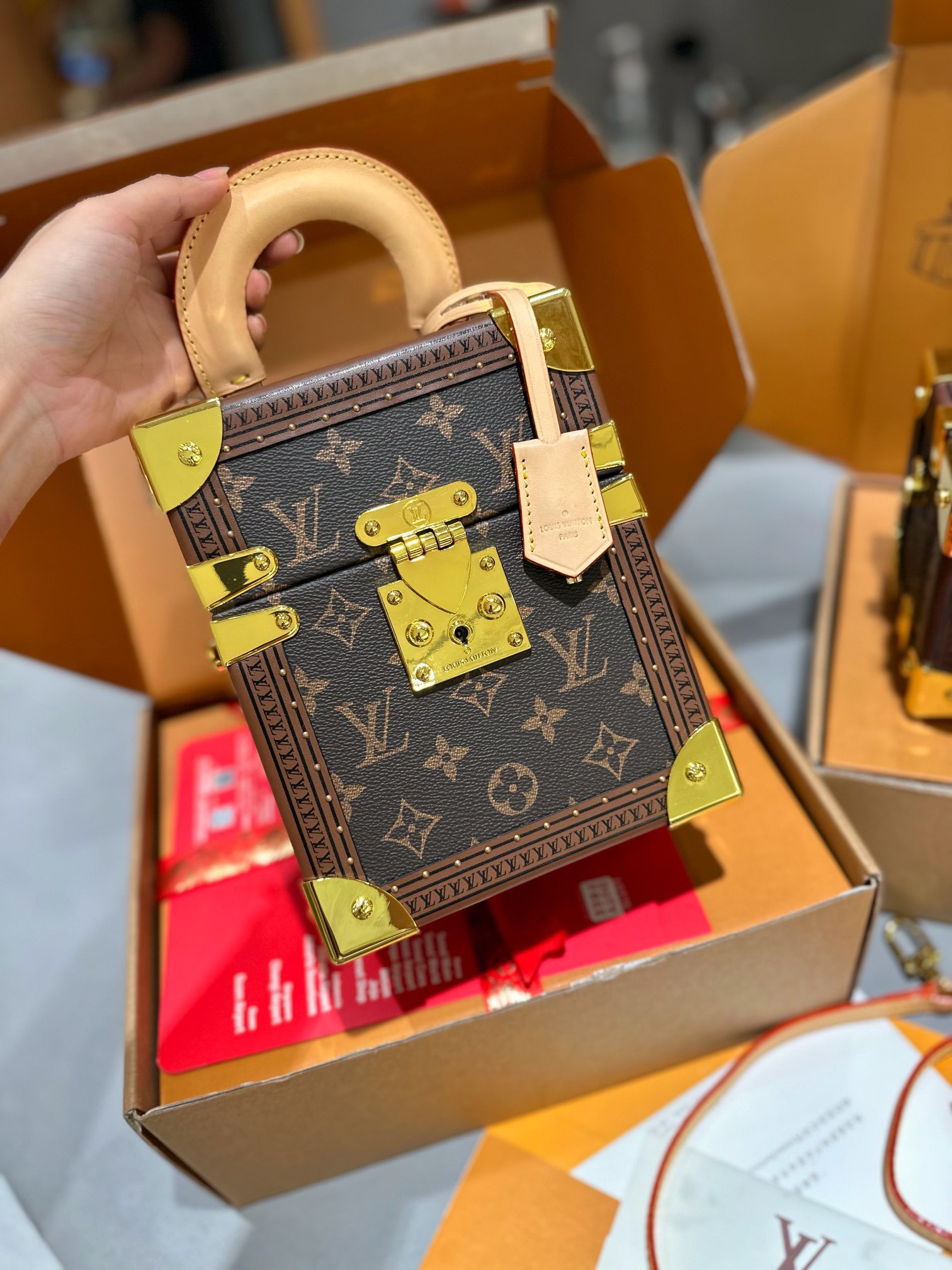lv box 2