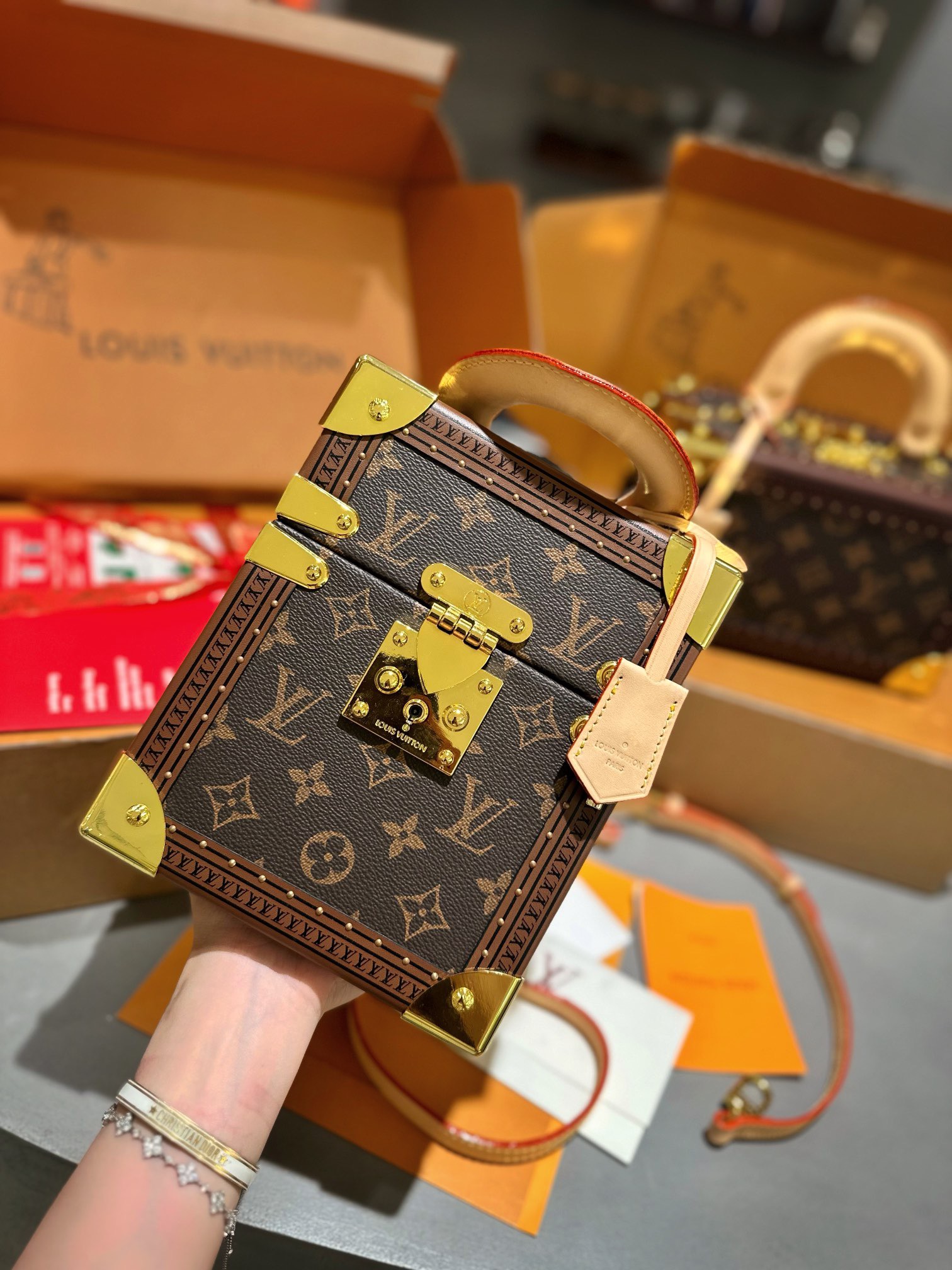 lv box 2