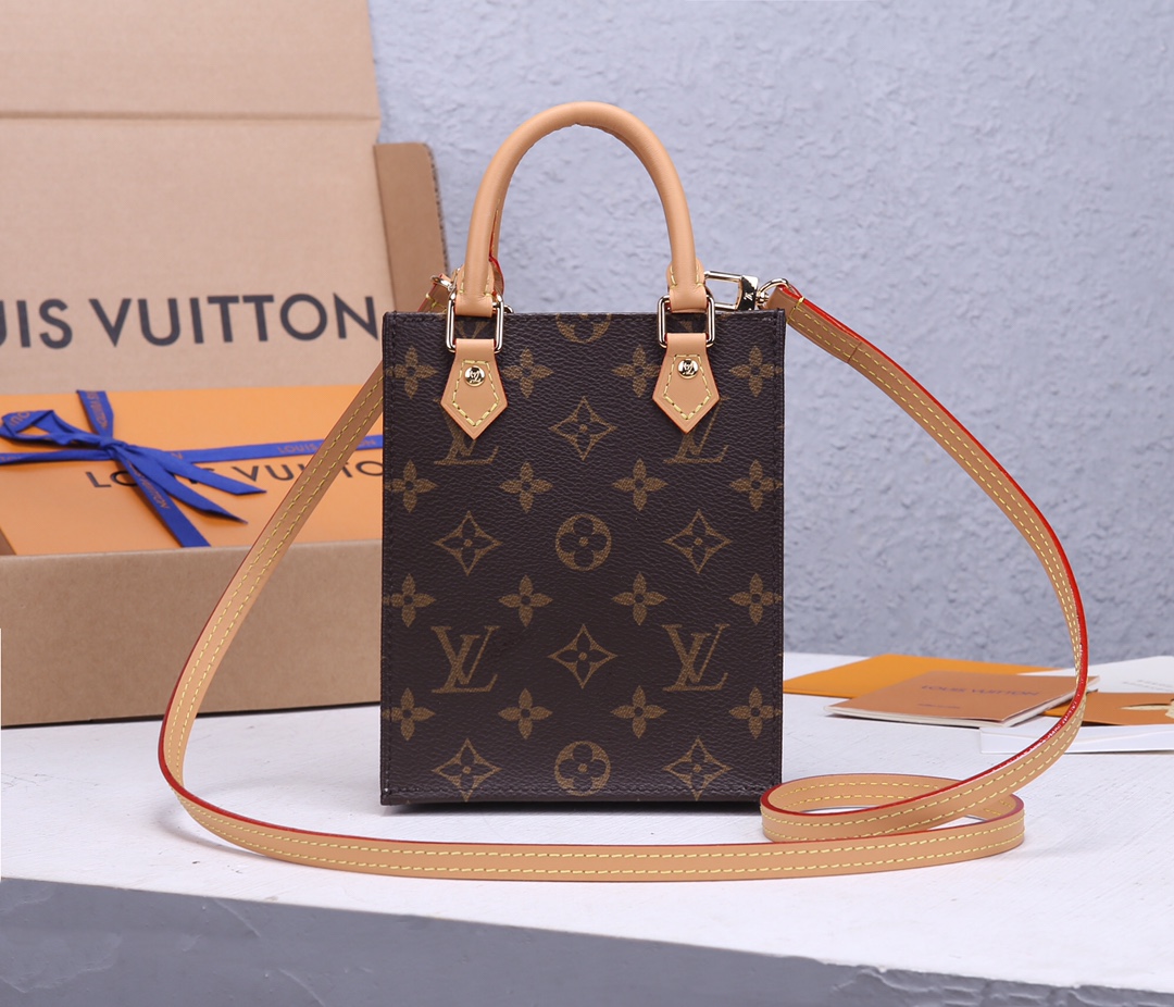 LV M69442 Petit Sac Plat Mini Onthego