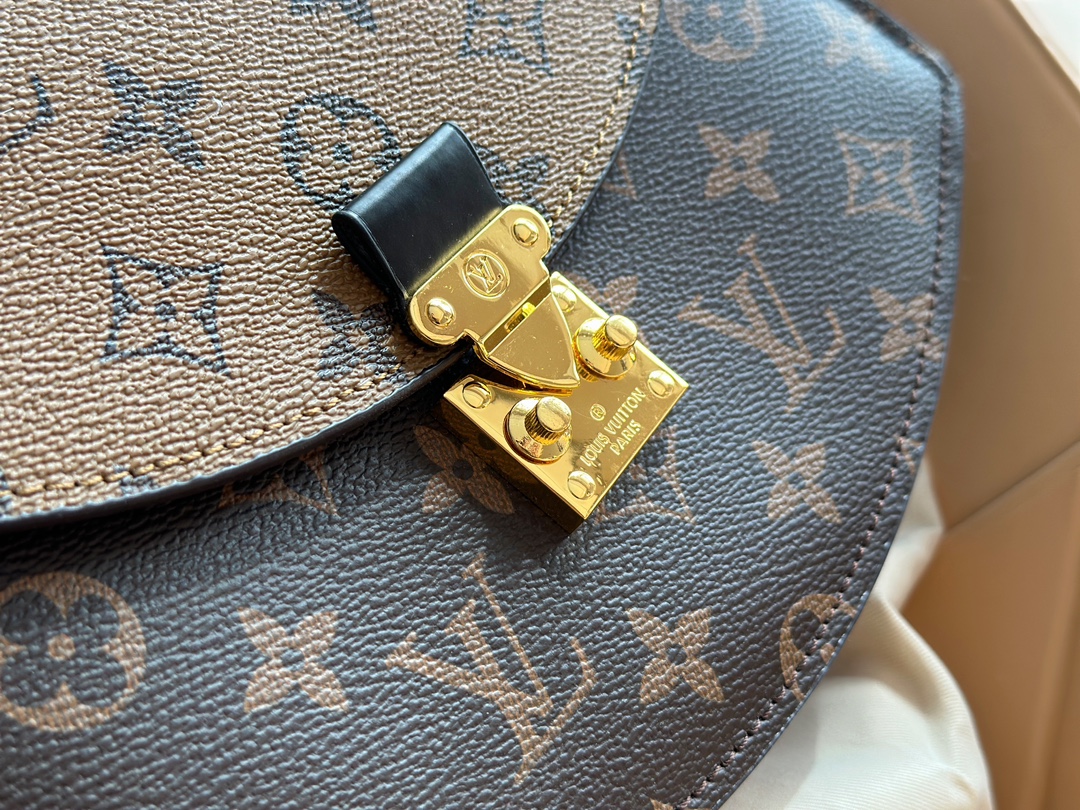 LV handbag M46548