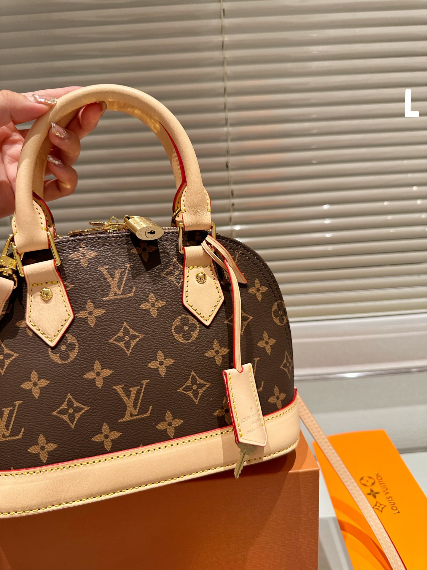 LV Alma BB M53152