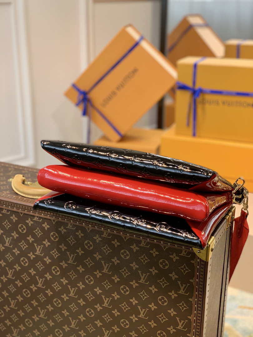 LV M20369 Louis Vuitton Coussin MM Bag Patent calfskin M57783 Black
