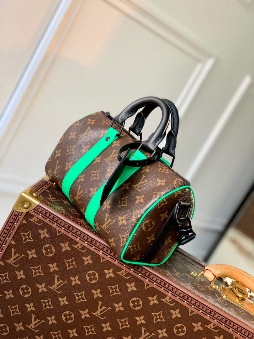 LV M46249 Louis Vuitton Keepall Bandouliere 25 Bag Green