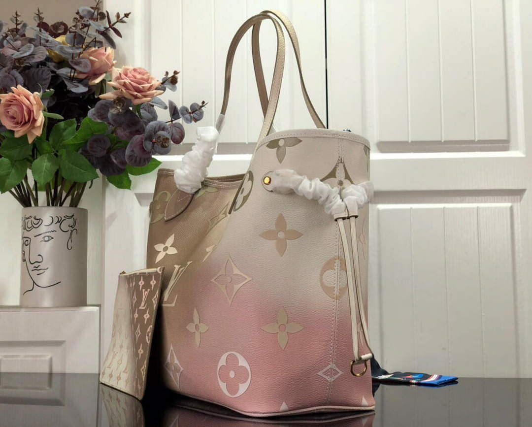 LV M59859 Louis Vuitton Neverfull MM Tote Bag