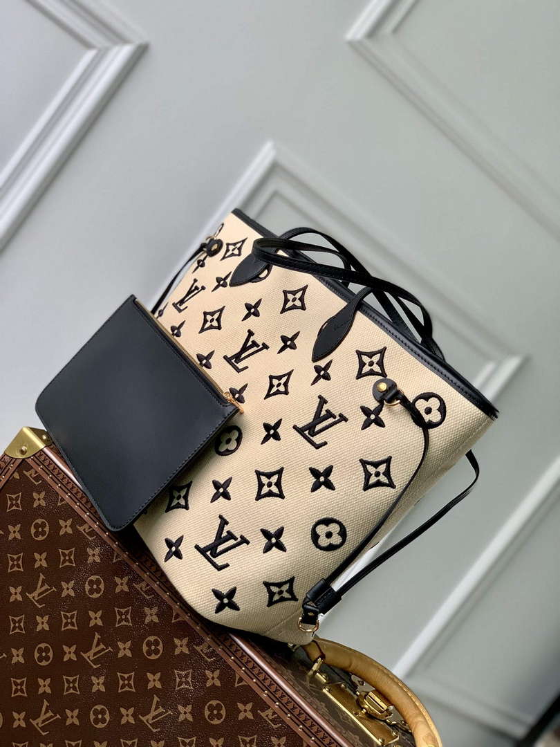 LV M22838 Louis Vuitton Neverfull MM Tote Bag Black
