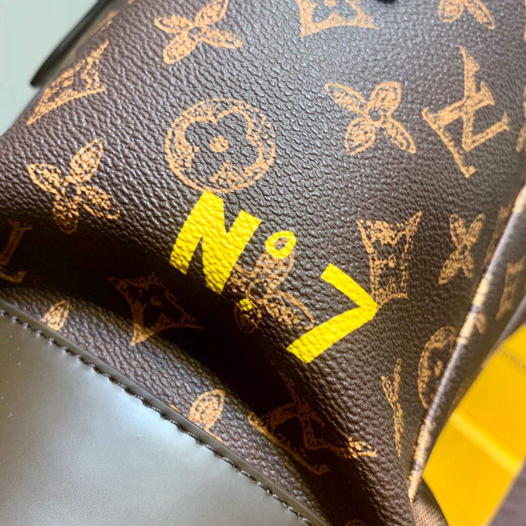 LV M59662 Louis Vuitton Christopher Monogram Backpack