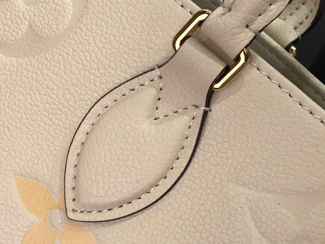 LV M45717 Louis Vuitton Onthego MM M45718 Bag Cream Saffron