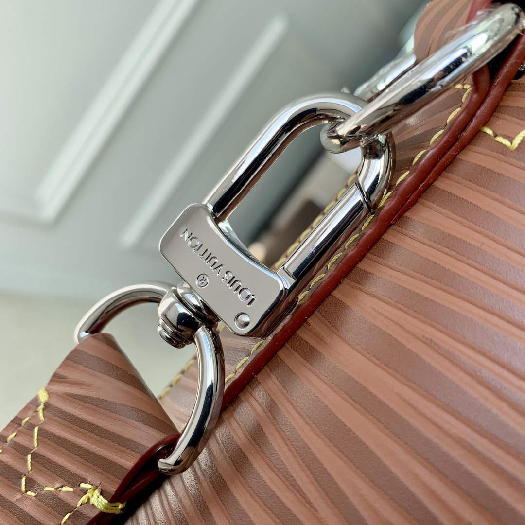 LV M23102 Louis Vuitton Alma Travel GM Bag Cognac