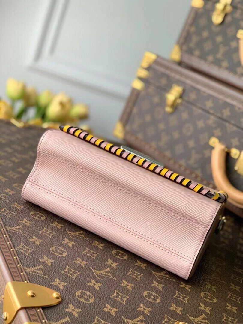 LV M50283 Louis Vuitton Twist MM Bag Pink