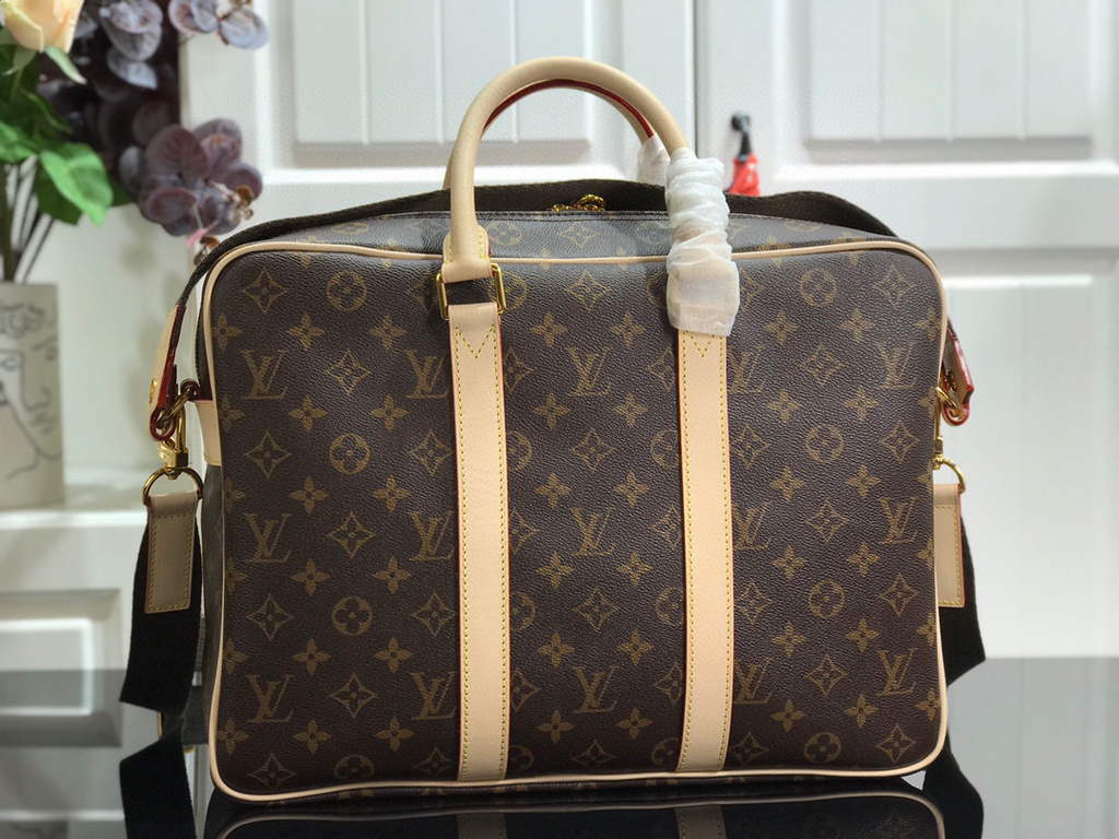 Louis Vuitton M43423 LV N40007 Porte Documents Voyage Monogram
