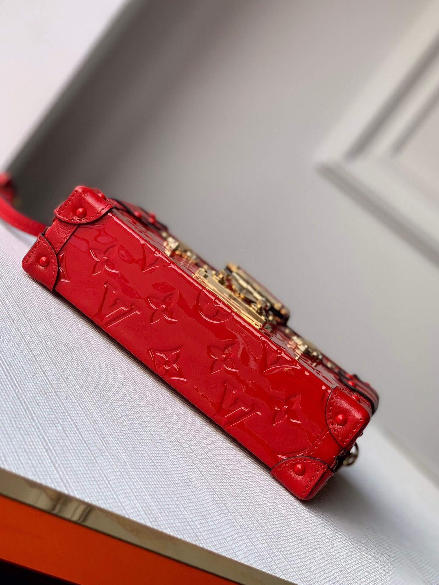 LV M40273 Louis Vuitton Petite Malle Leather M54180 Red