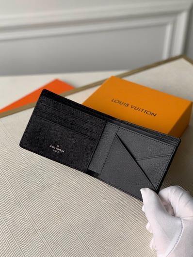 LV M69538 Louis Vuitton Multiple Wallet Epi Black