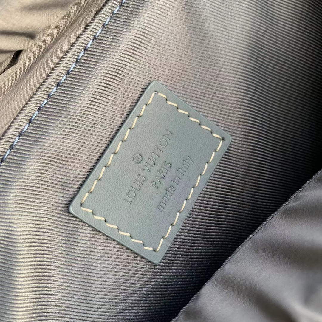 LV M22534 Louis Vuitton Montsouris Backpack