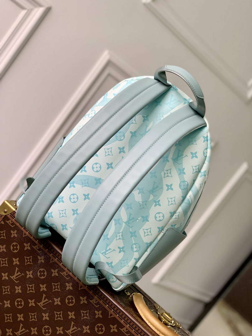LV M22519 Louis Vuitton Discovery Backpack Crystal Blue