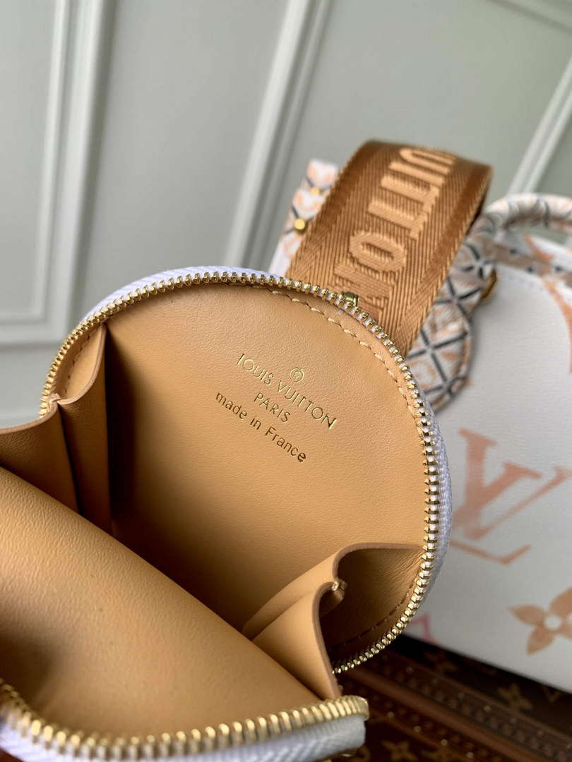 LV M22976 Louis Vuitton OnTheGo PM Handbag Beige