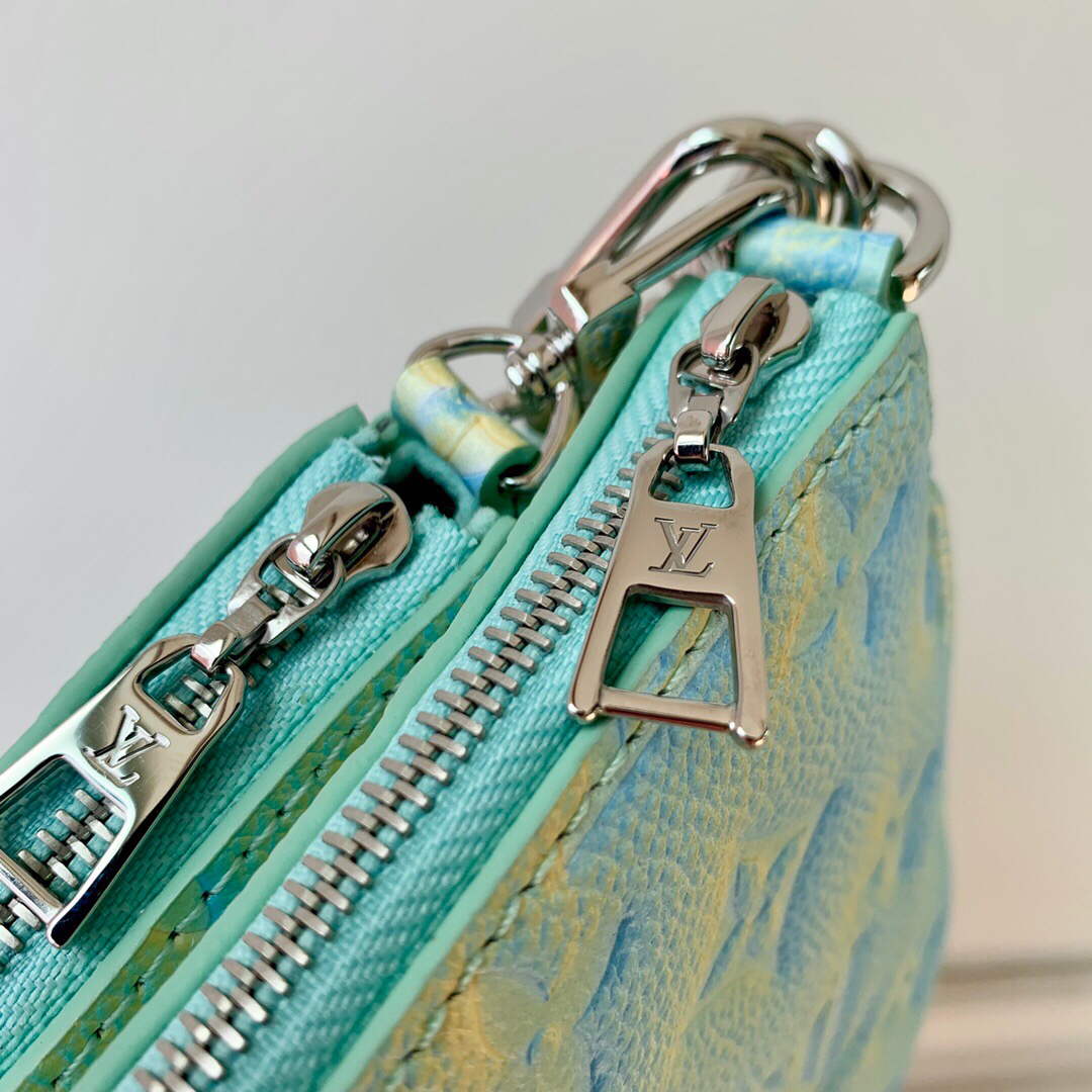 LV M46180 Louis Vuitton Multi Pochette Accessoires Vert d eau Green