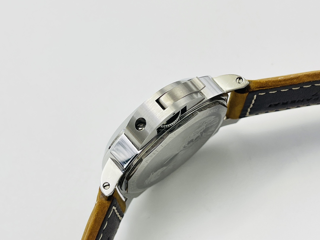 Panerai watch Pam Luminor Panerai watch!