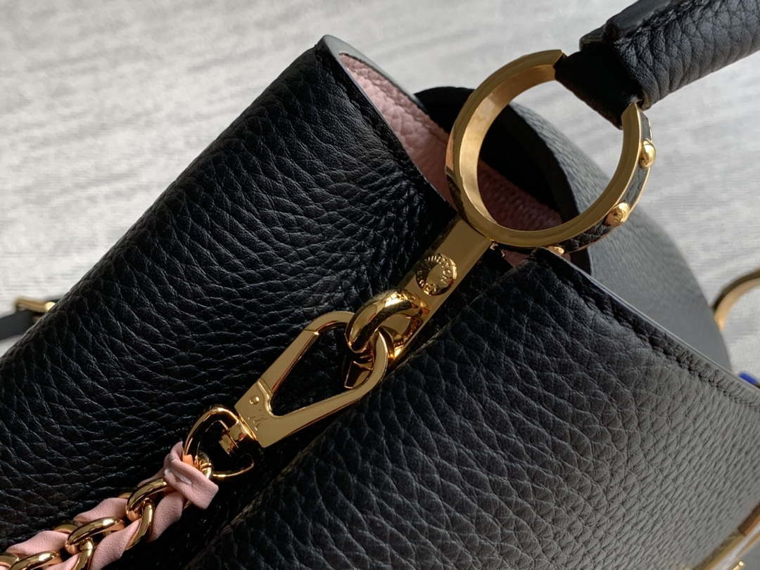 LV M22121 Louis Vuitton Capucines BB Handbag Black