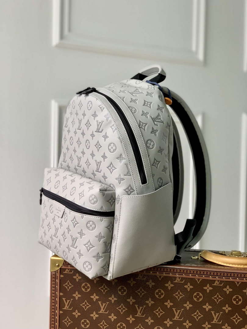 LV M46557 Louis Vuitton Discovery Backpack Bag Anthracite Gray