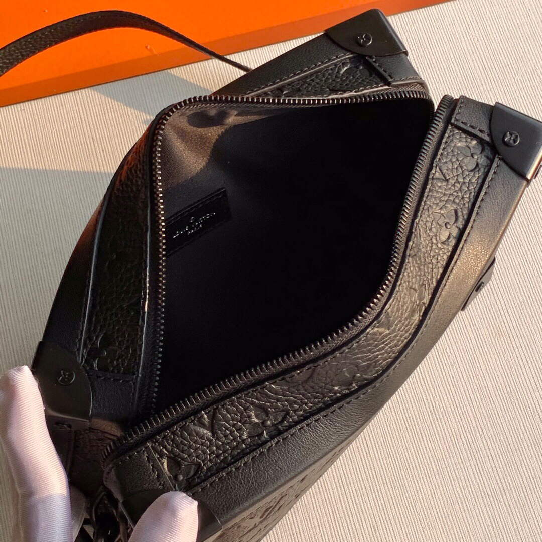 LV M55700 Louis Vuitton Soft Trunk Bag Black