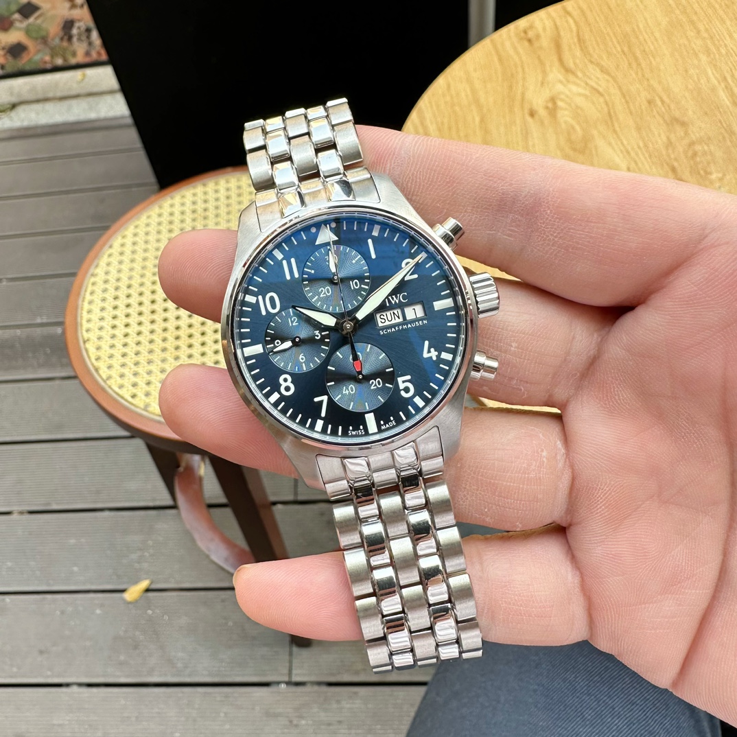 IWC Pilot s New Pilot Chronograph Watch 41 Series Belt IW388101