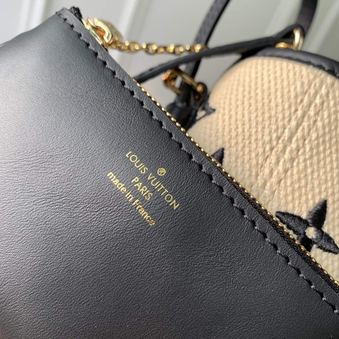 LV M82418 Louis Vuitton Nano Bucket Bag Black